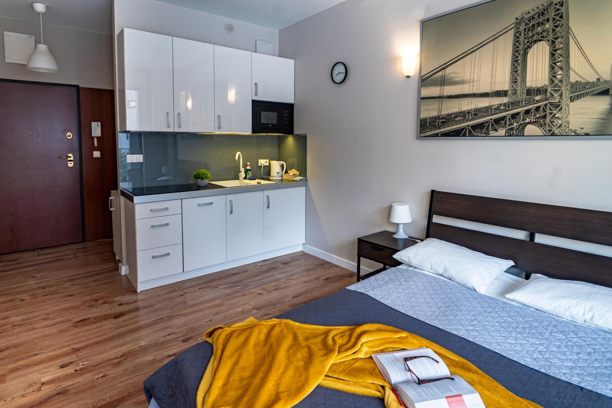 Triton Apartments Varsovia Exterior foto