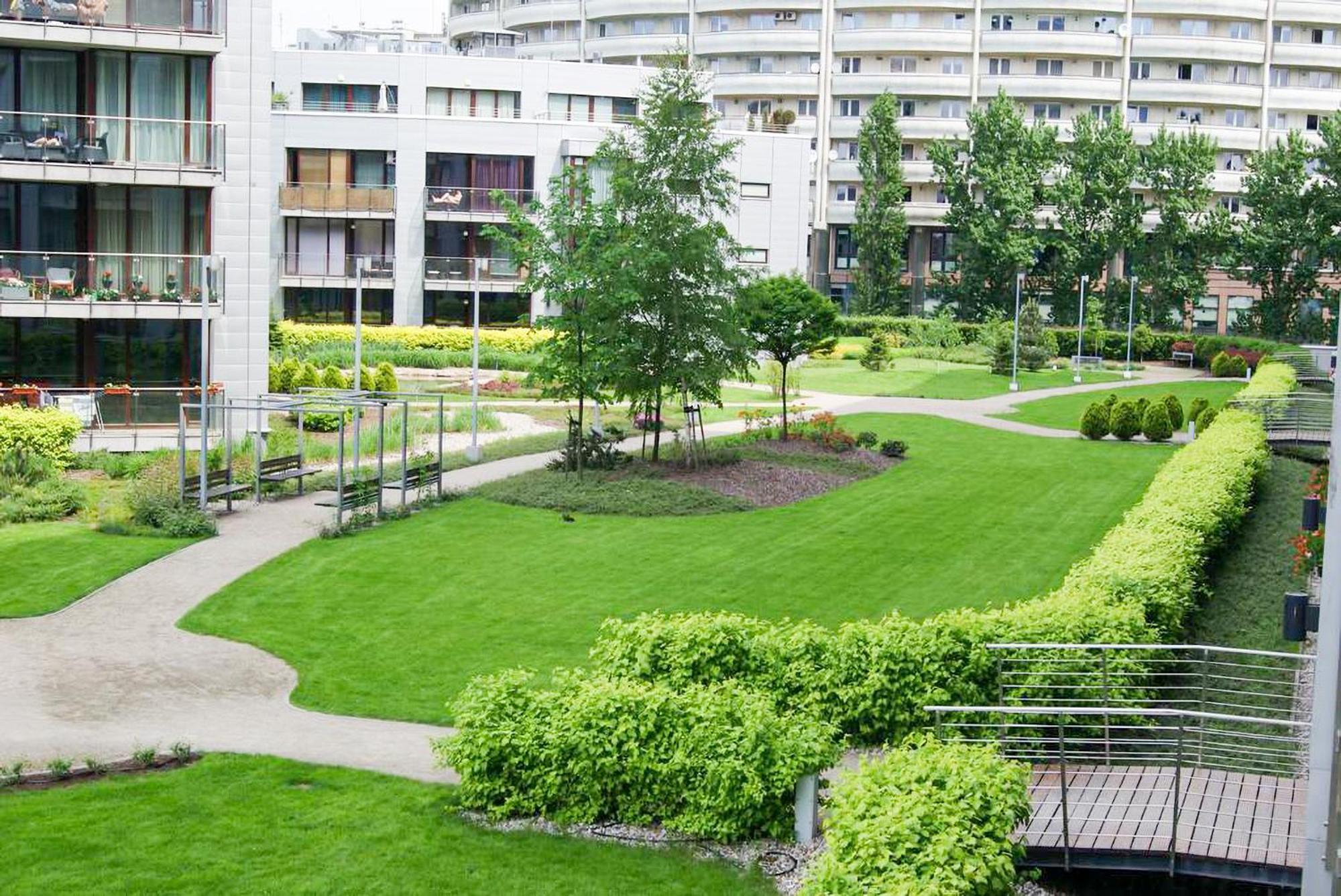 Triton Apartments Varsovia Exterior foto