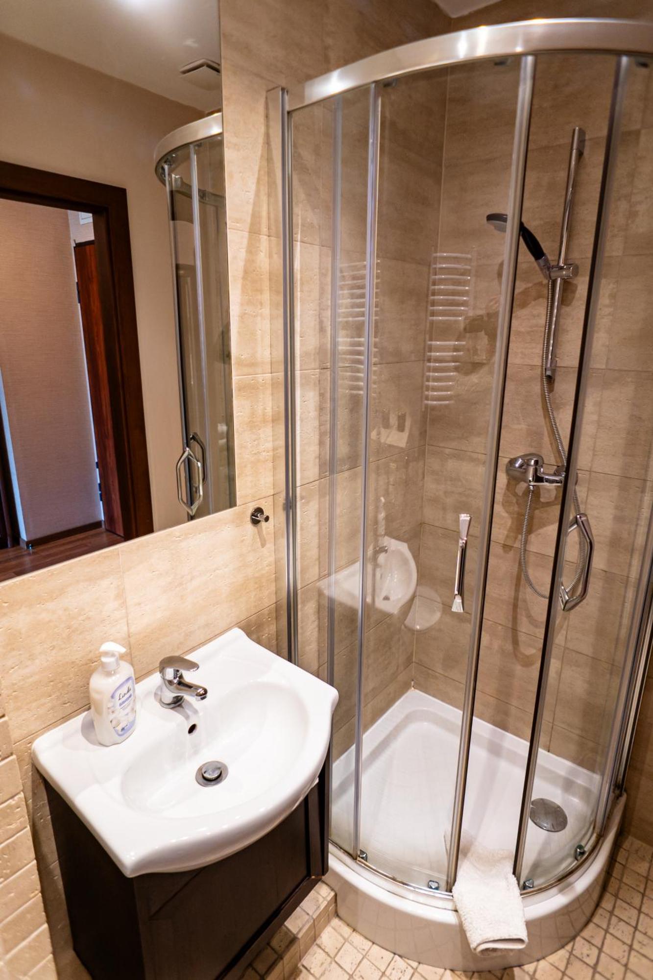 Triton Apartments Varsovia Habitación foto